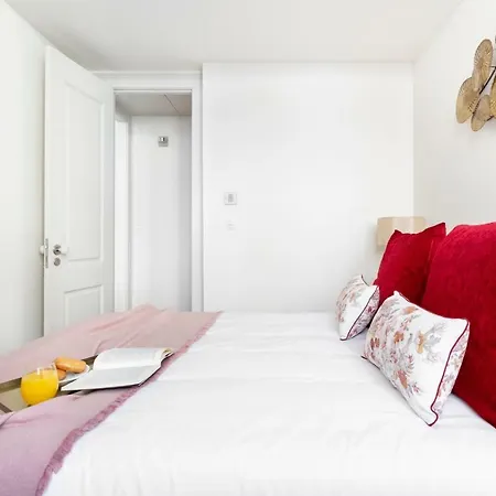 Joivy Splendid Flats Near Santa Justa Lift Apartment *