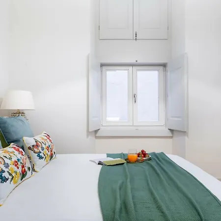 Joivy Splendid Flats Near Santa Justa Lift Apartment Lisbon