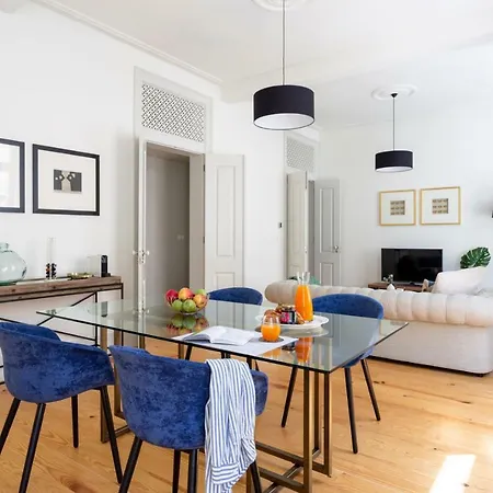 Joivy Splendid Flats Near Santa Justa Lift Lisbona