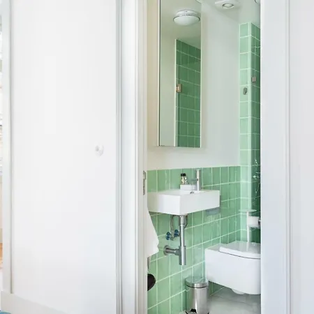 Joivy Splendid Flats Near Santa Justa Lift Appartamento Lisbona