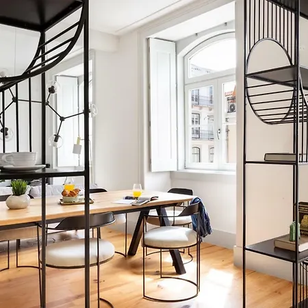 Апартаменты Joivy Splendid Flats Near Santa Justa Lift Лиссабон